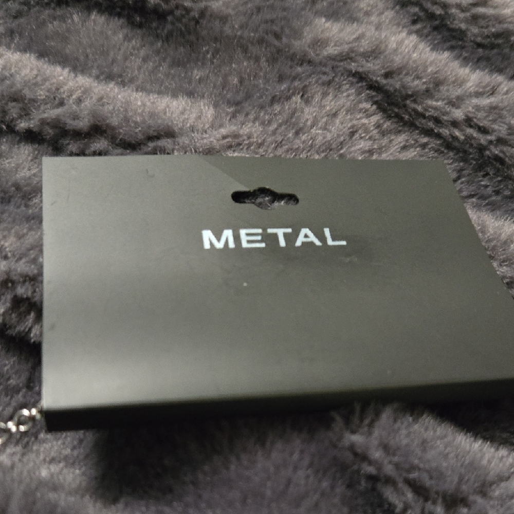 Elegant Silver Necklace by
